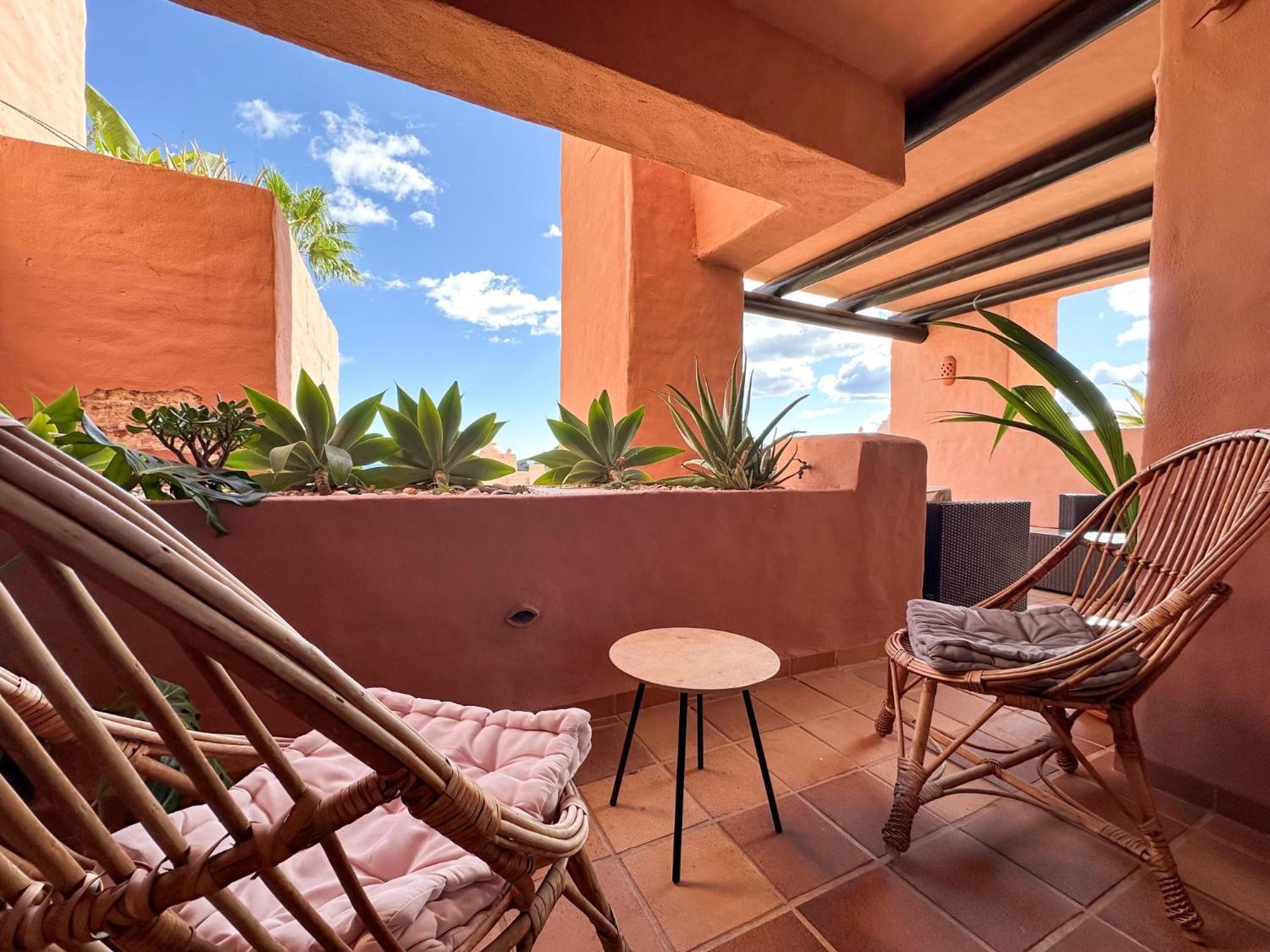 Hola! Apartments At Coto Real Manilva Exteriör bild