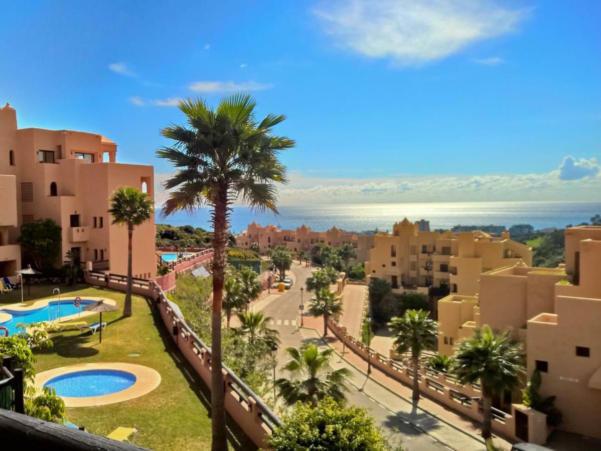 Hola! Apartments At Coto Real Manilva Exteriör bild